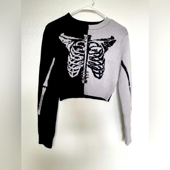 Skeleton Sweater - Picture 1 of 4